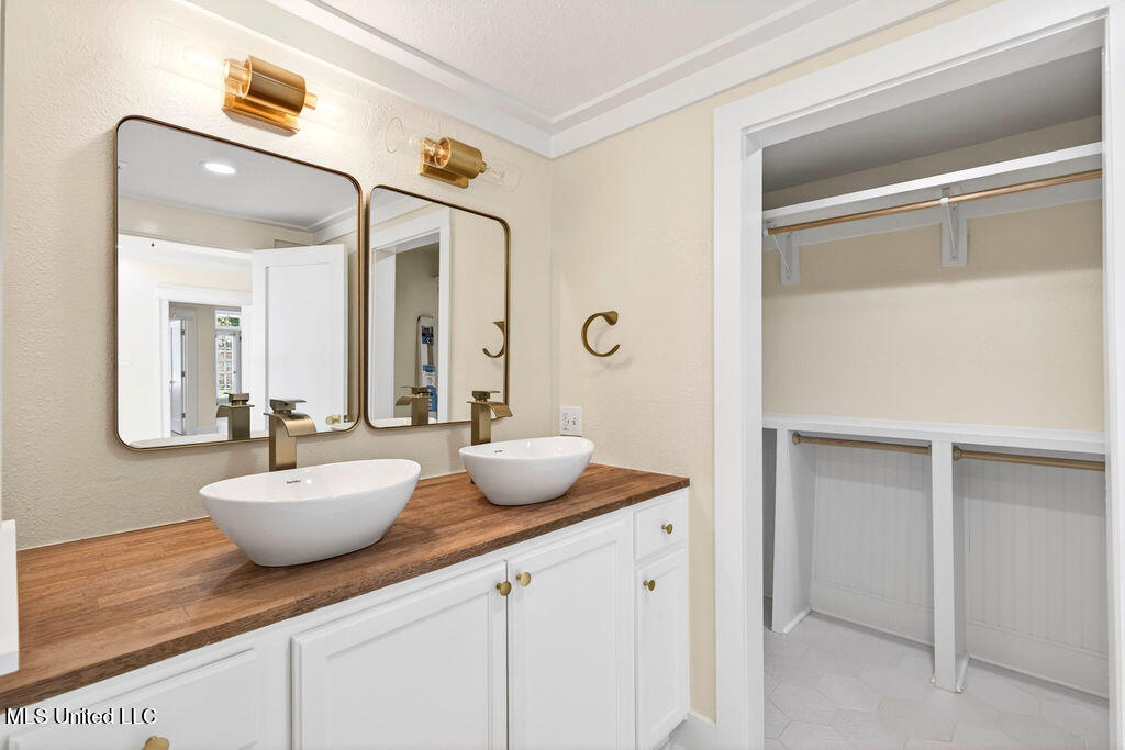 247 Forrest Avenue Biloxi, MS 39530 - Photo 17 of 39 247ForrestAve-17