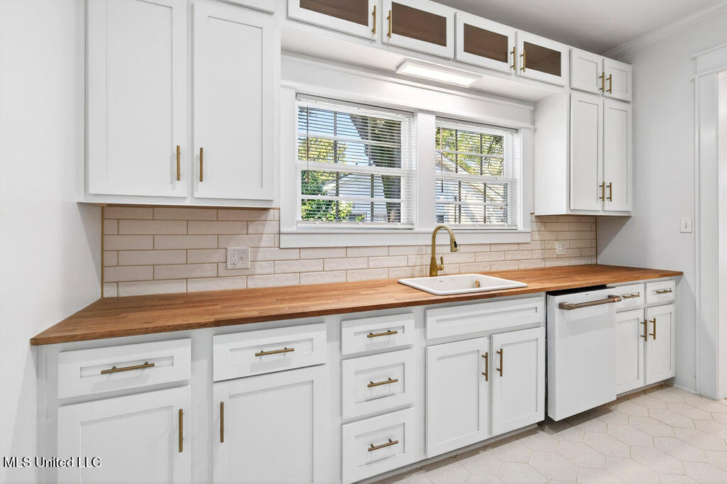 247 Forrest Avenue Biloxi, MS 39530 - Photo 26 of 39 247ForrestAve-26