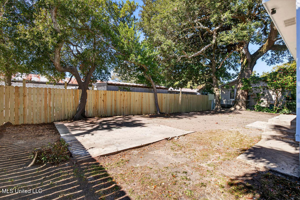 247 Forrest Avenue Biloxi, MS 39530 - Photo 33 of 39 247ForrestAve-33