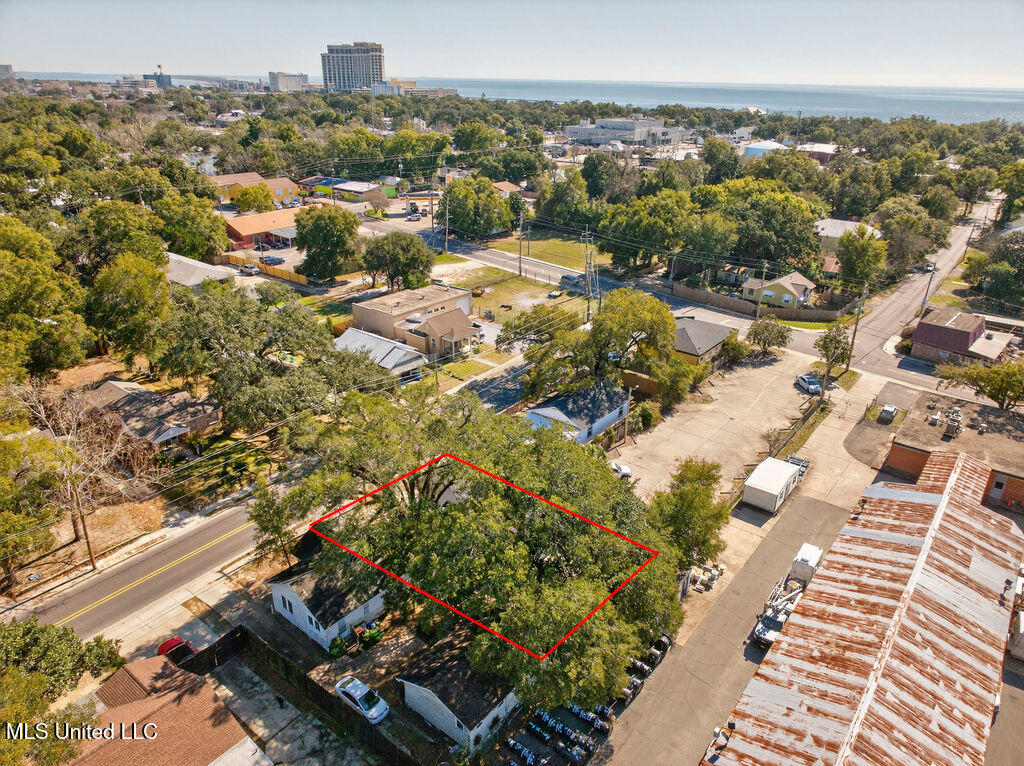 247 Forrest Avenue Biloxi, MS 39530 - Photo 37 of 39 247ForrestAve-37