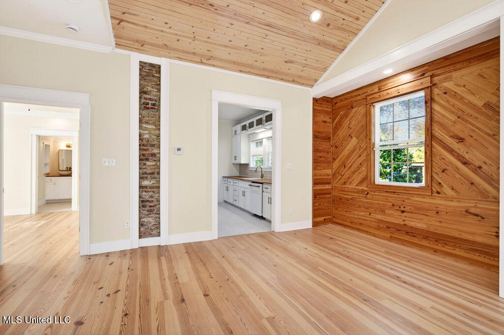 247 Forrest Avenue Biloxi, MS 39530 - Photo 10 of 39 247ForrestAve-10