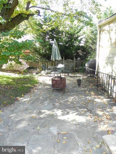 209 Midhurst Road Baltimore, MD 21212 - Photo 25 of 26 Flagstone patio