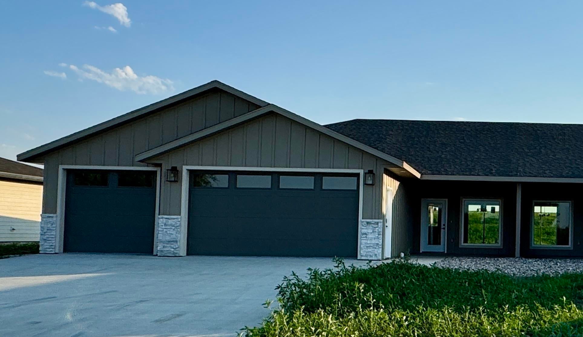 601 Mill Pond Road, Unit 2 Rock Rapids, IA 51246 - Photo 1 of 16 Gallery Image 1