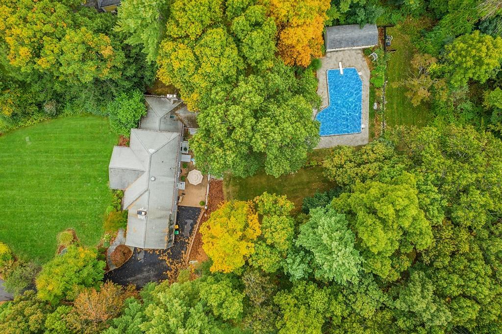 39 Old Village Road Acton, MA 01720 - Photo 3 of 39 Gallery Image 3