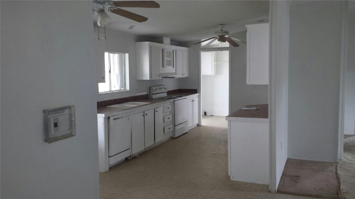 1740 Southwest 66th Avenue Boca Raton, FL 33428 - Photo 3 of 11 Photo 3