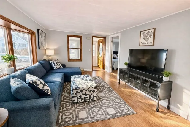 $389,900 | 3448 South Illinois Avenue, Milwaukee, WI 53207