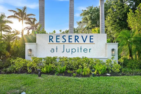 $925,000 | 18452 Glenstone Street, Jupiter, FL 33458