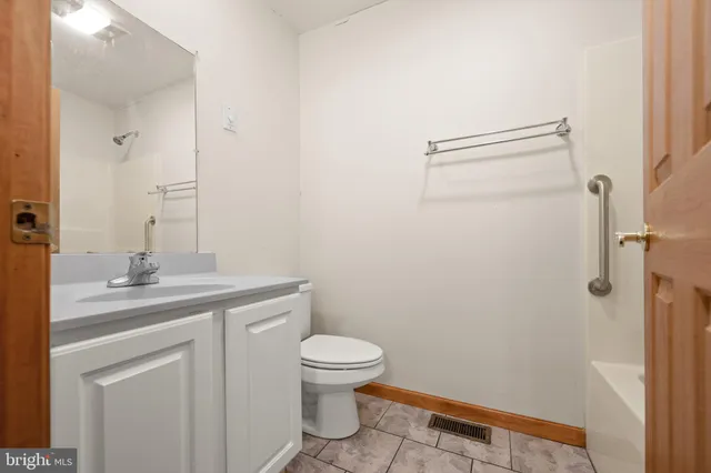 $299,900 | 26189 Ohnmacht Lane, Georgetown, DE 19947