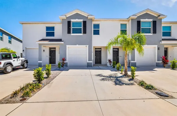 $274,999 | 350 Mangrove Shade Circle, Apollo Beach, FL 33572