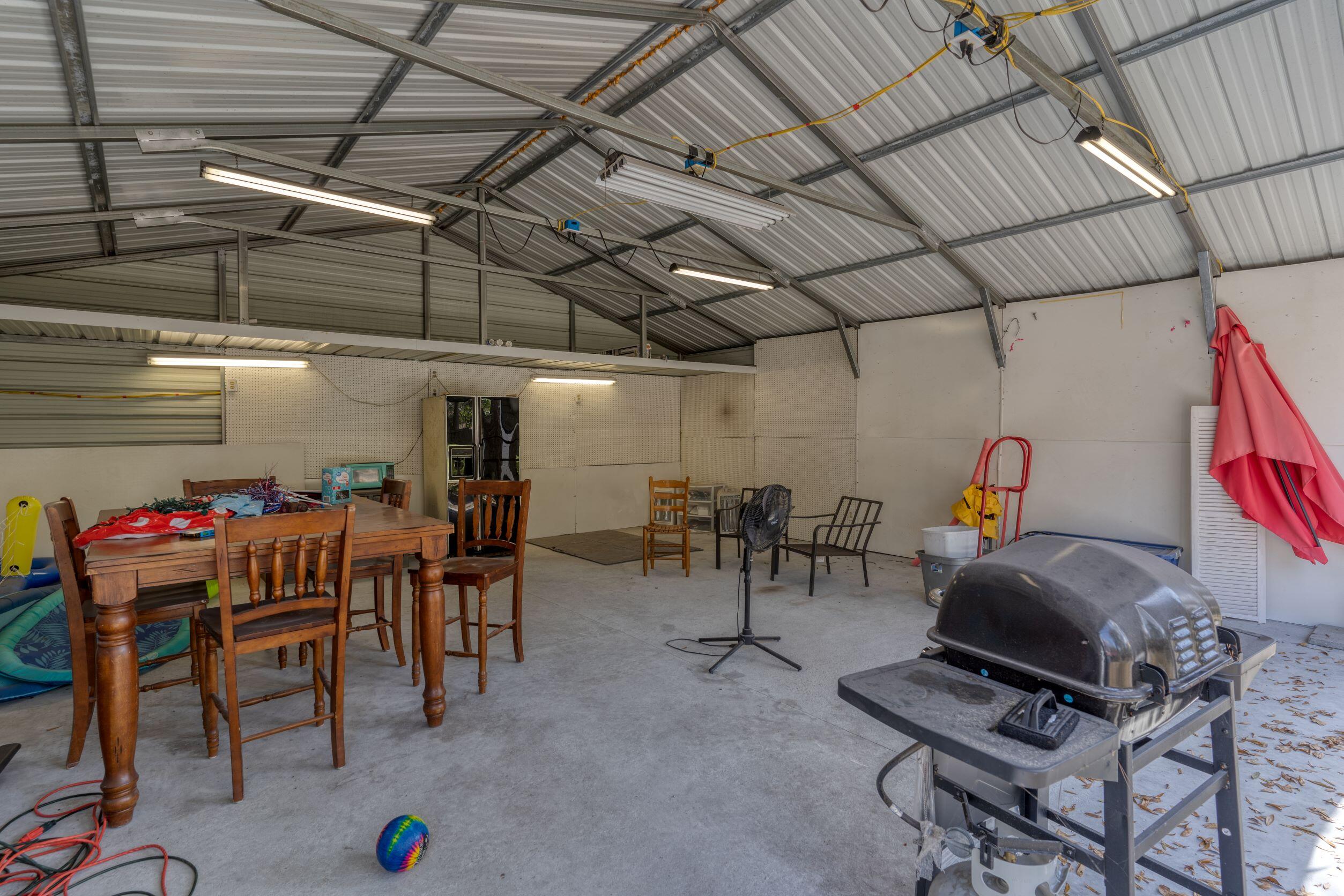 215 Oak Circle Walterboro, SC 29488 - Photo 24 of 28 215.Oak.Circle-29