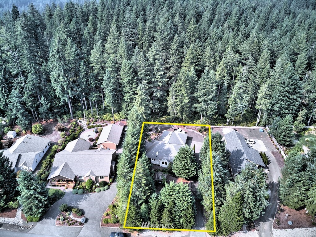 820 East Soderberg Road Allyn, WA 98524 - Photo 1 of 25 Gallery Image 1