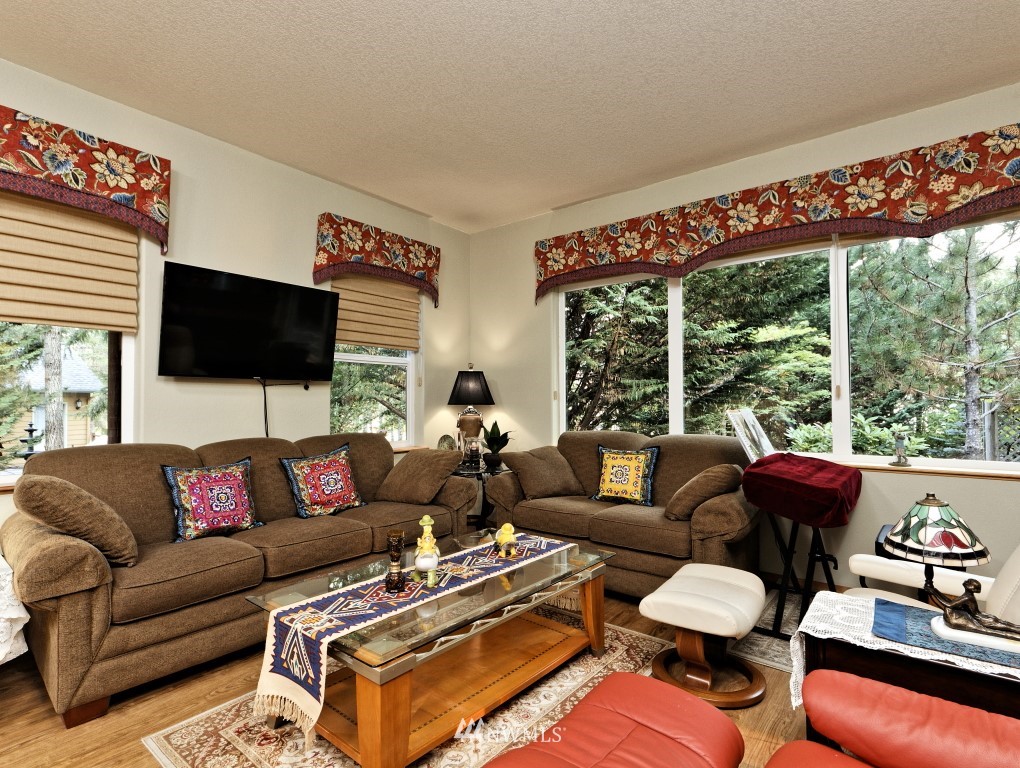 820 East Soderberg Road Allyn, WA 98524 - Photo 5 of 25 Gallery Image 5