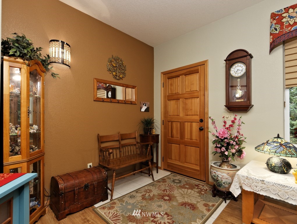 820 East Soderberg Road Allyn, WA 98524 - Photo 6 of 25 Gallery Image 6