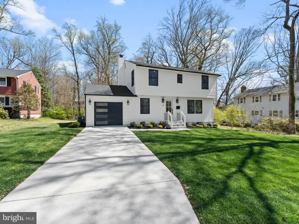 $799,900 | 3 Overbrook Circle, Moorestown, NJ 08057