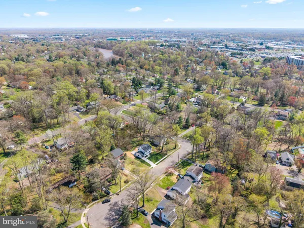 $799,900 | 3 Overbrook Circle, Moorestown, NJ 08057