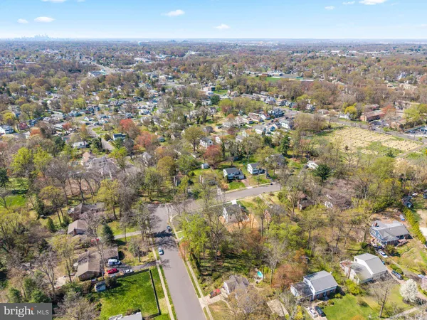$799,900 | 3 Overbrook Circle, Moorestown, NJ 08057