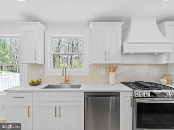 $799,900 | 3 Overbrook Circle, Moorestown, NJ 08057