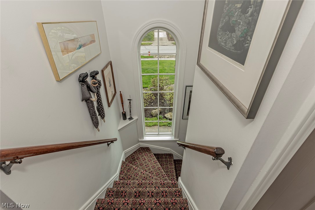 1510 Crest Road Cleveland Heights, OH 44121 - Photo 23 of 35