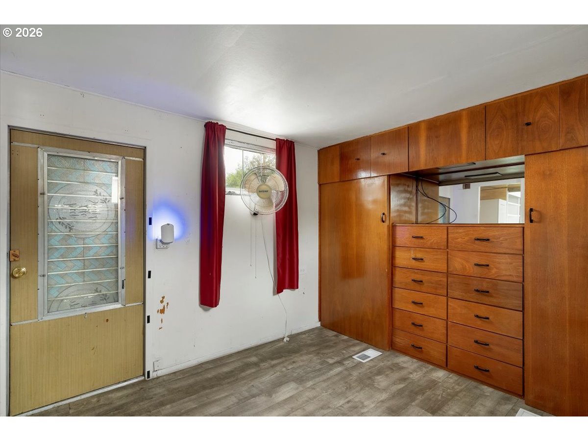 5422 Portland Road Northeast, Unit 10 Salem, OR 97305 - Photo 20 of 25
