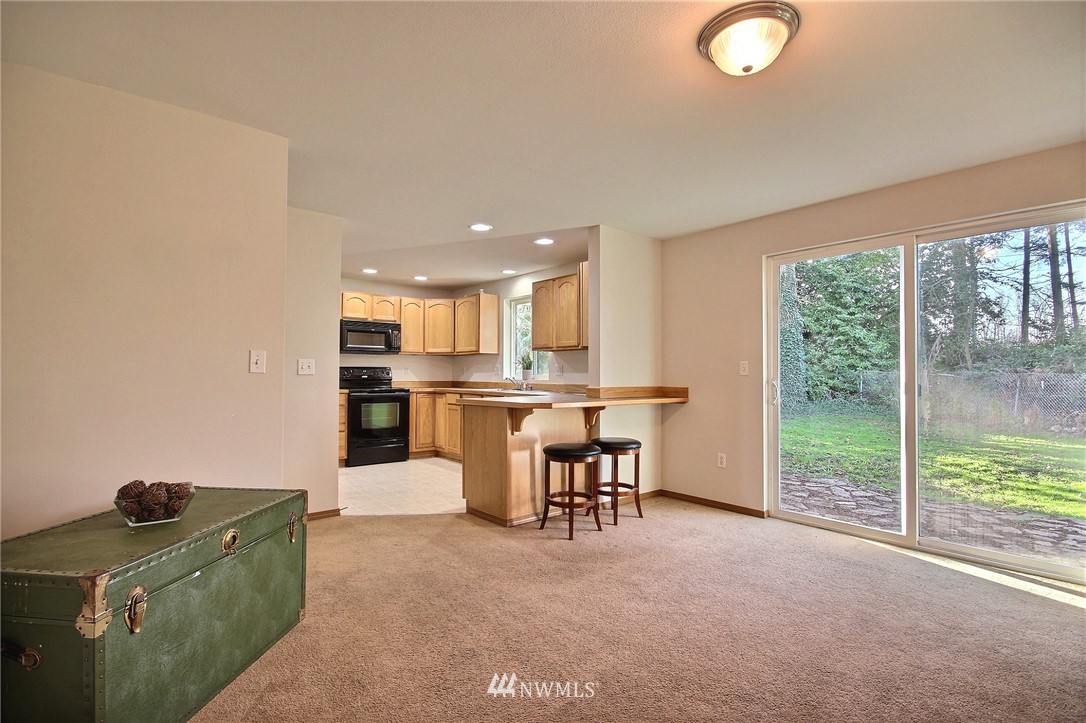 332 State Street Sumner, WA 98390 - Photo 2 of 22 Gallery Image 2