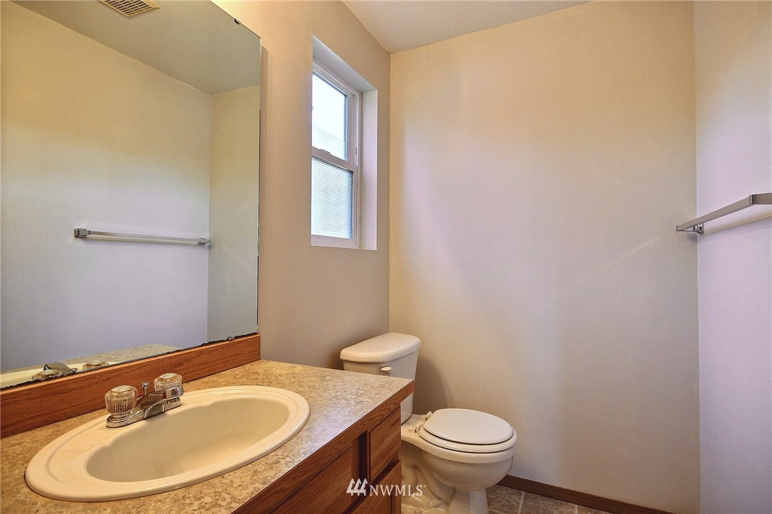 332 State Street Sumner, WA 98390 - Photo 15 of 22 Gallery Image 15