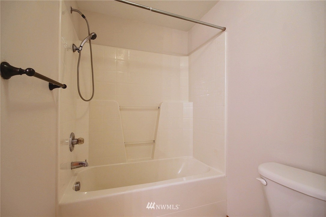 332 State Street Sumner, WA 98390 - Photo 17 of 22 Gallery Image 17