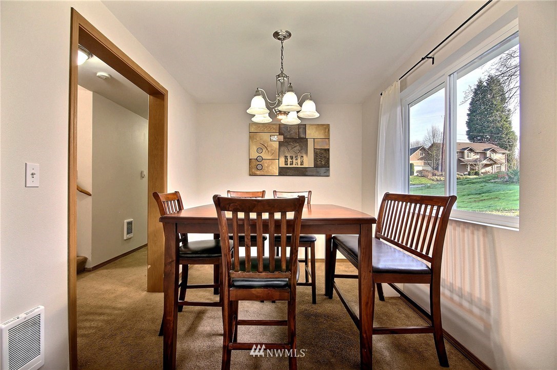 332 State Street Sumner, WA 98390 - Photo 3 of 22 Gallery Image 3