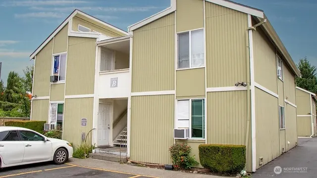 $3,570,000 | 733 10th Street Northeast, Auburn, WA 98002