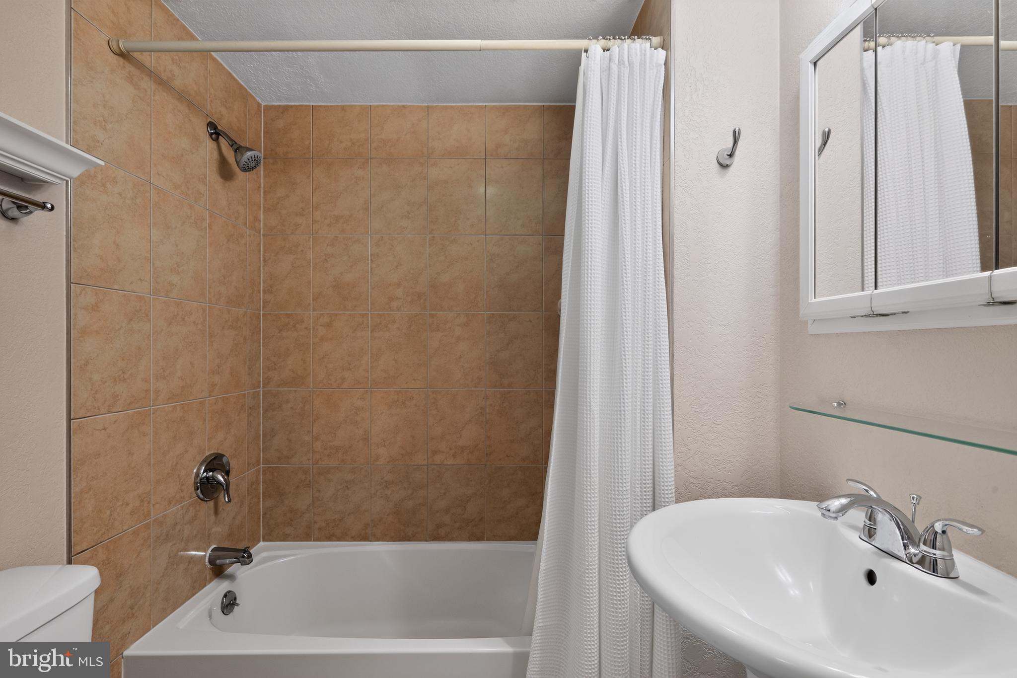 26 Rampart West Media, PA 19063 - Photo 22 of 36