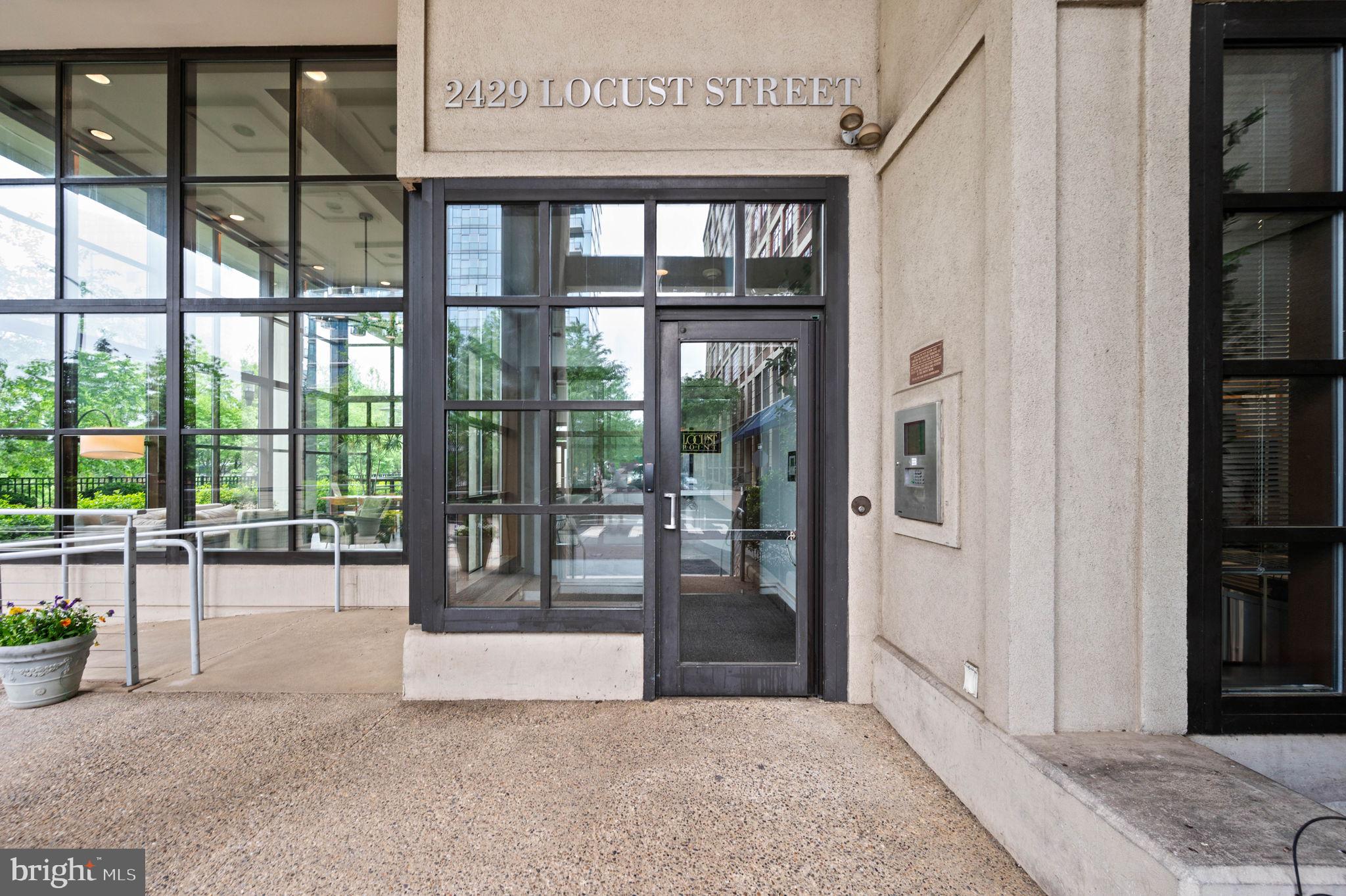 2429 Locust Street, Unit 409 Philadelphia, PA 19103 - Photo 25 of 25 a view of an entryway