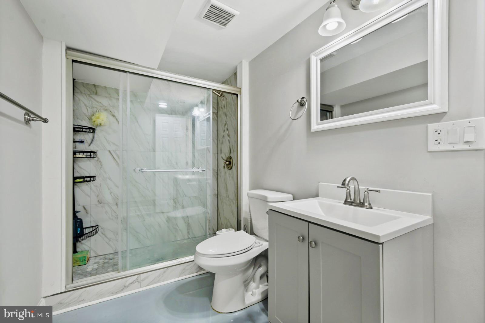 13416 Clifton Road Silver Spring, MD 20904 - Photo 41 of 50 Bathroom 3, 2nd View