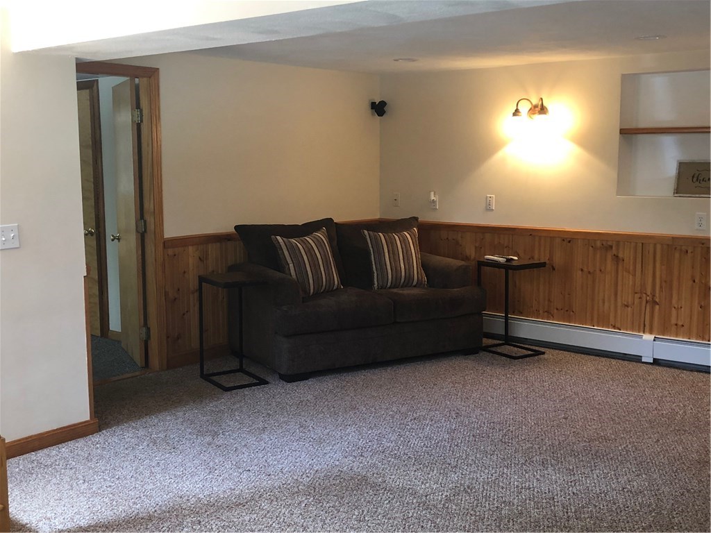 5187 Flat River Road Coventry, RI 02827 - Photo 8 of 40