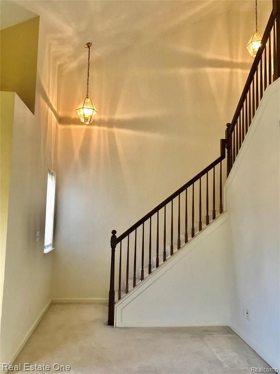 16918 Farmington Road Livonia, MI 48154 - Photo 4 of 21