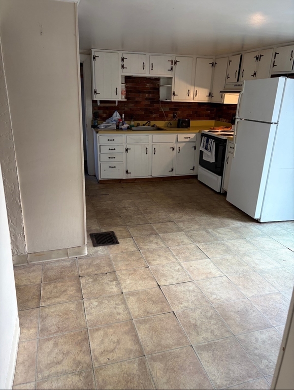 1 Gibbs Ball Park Road Wareham, MA 02538 - Photo 8 of 16