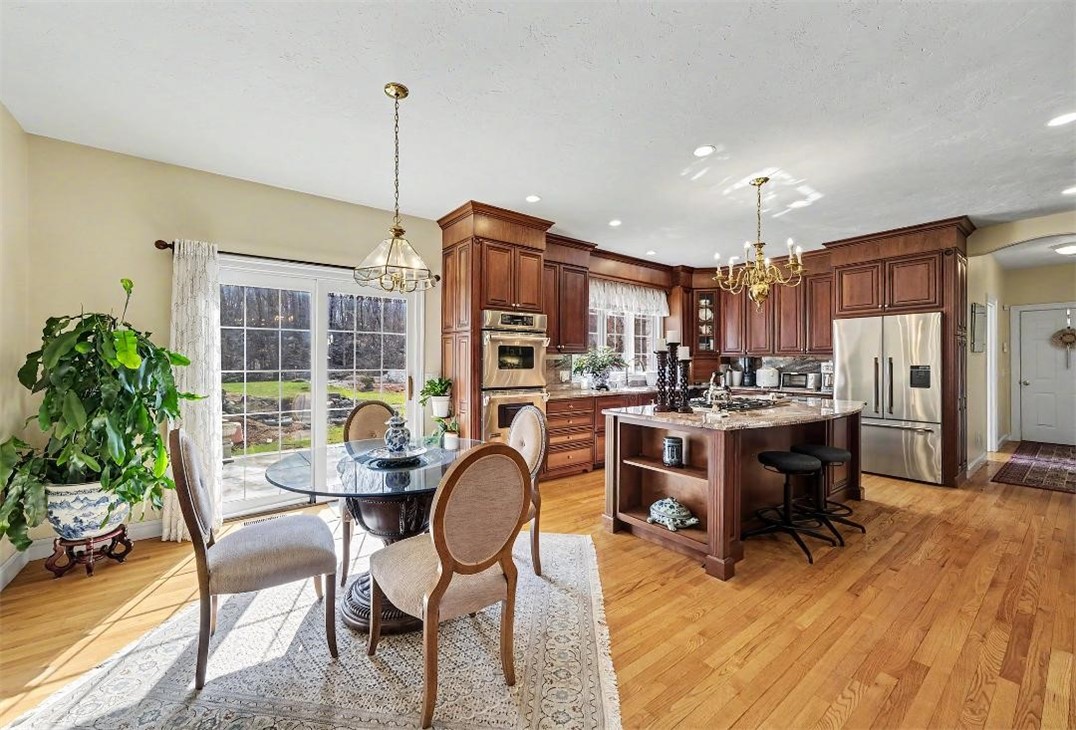 13 West Butterfly Way Lincoln, RI 02865 - Photo 21 of 49