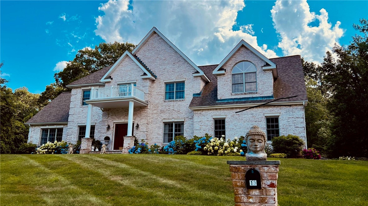 13 West Butterfly Way Lincoln, RI 02865 - Photo 10 of 49 summer time exterior photos