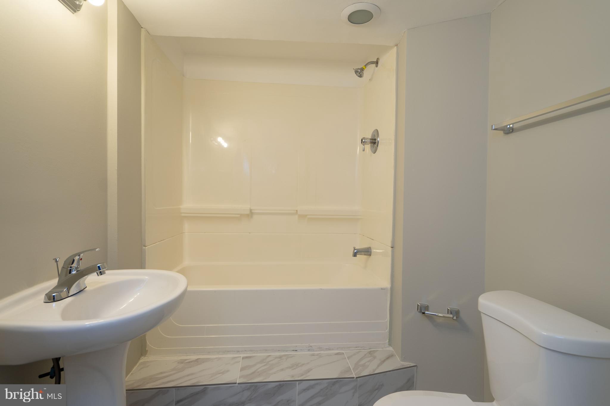 18007 Barney Drive Accokeek, MD 20607 - Photo 19 of 25 Bath