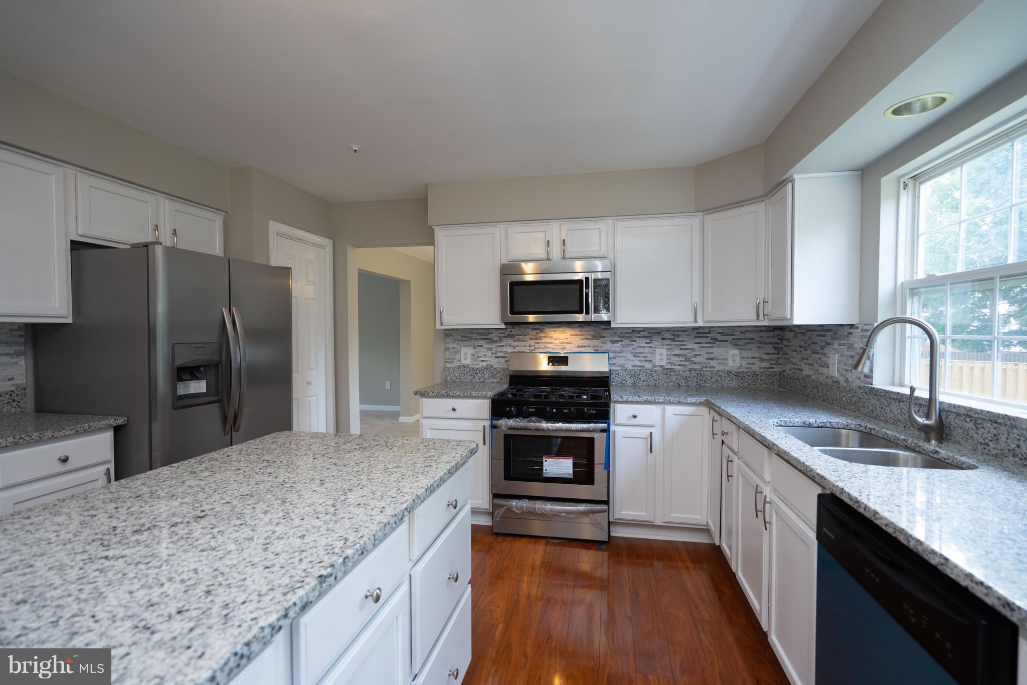 18007 Barney Drive Accokeek, MD 20607 - Photo 7 of 25 Kitchen