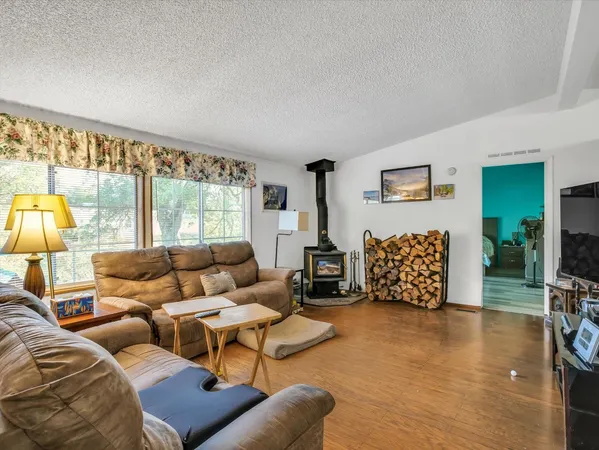 $379,000 | 4501 Tomahawk Trail, Unit 7, Copperopolis, CA 95228
