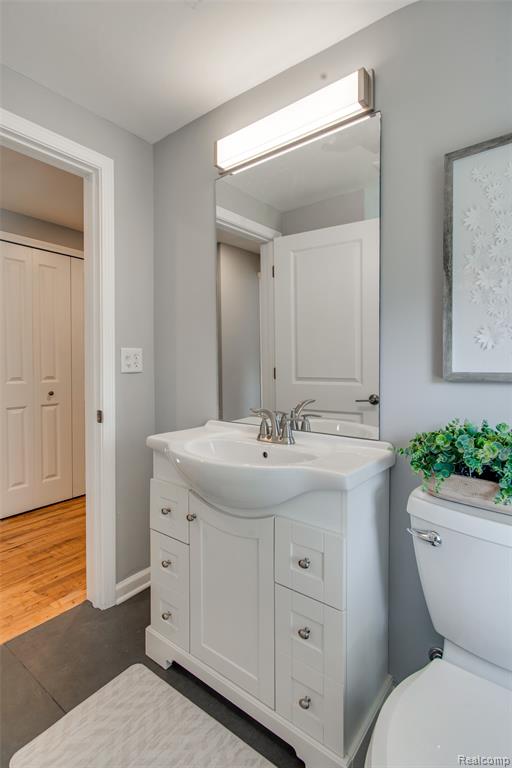 21716 Lahser Road Southfield, MI 48075 - Photo 19 of 29 Gallery Image 19