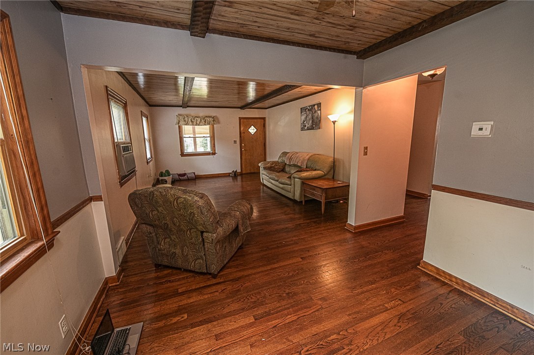 1236 Ridge Road Northwest Canton, OH 44703 - Photo 3 of 21 Gallery Image 3