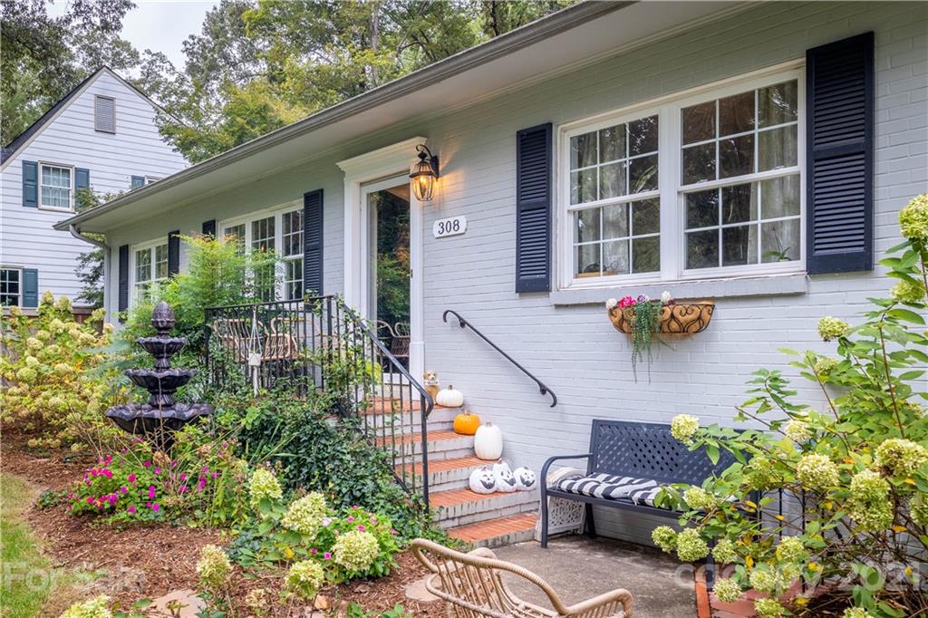 308 Walton Road Morganton, NC 28655 - Photo 2 of 17 Gallery Image 2