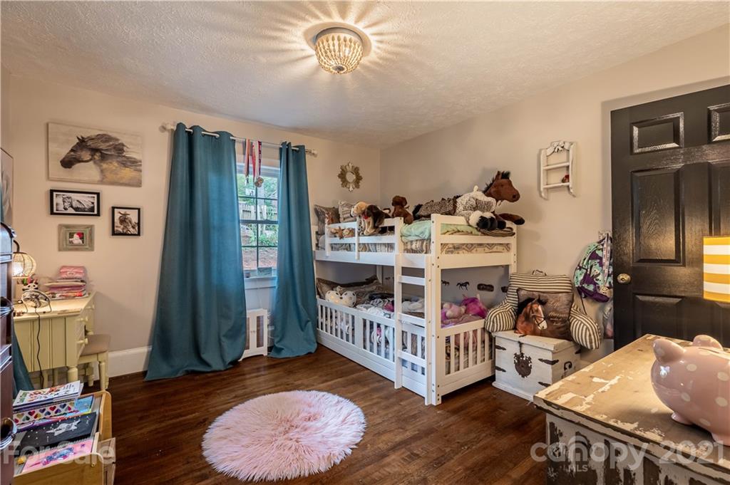 308 Walton Road Morganton, NC 28655 - Photo 10 of 17 Gallery Image 10