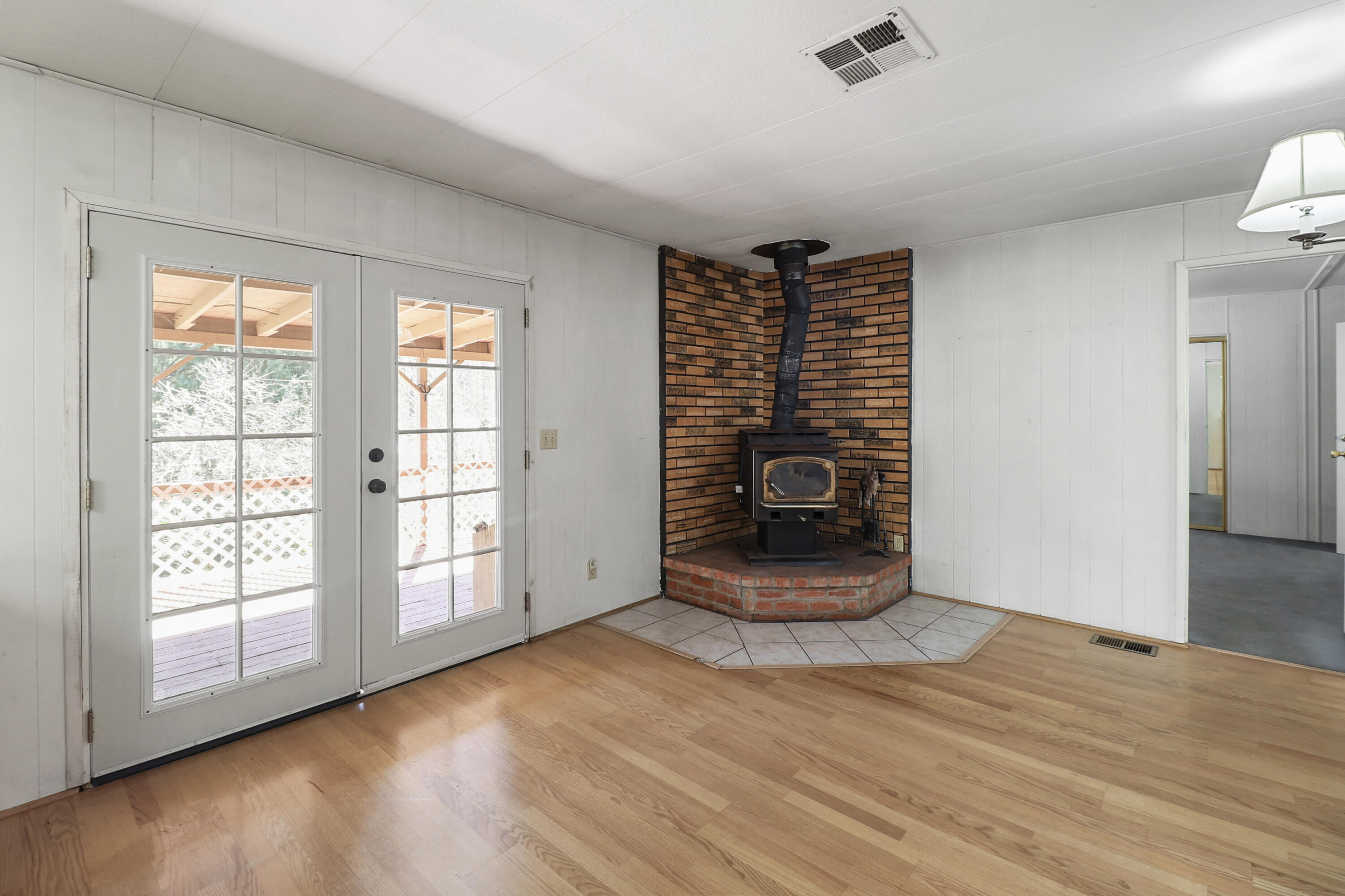 155 Steelhead Circle Lewiston, CA 96052 - Photo 13 of 53 14-11 (2)
