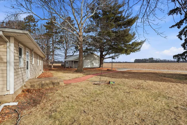 $287,000 | 22503 45th Avenue North, Port Byron, IL 61275