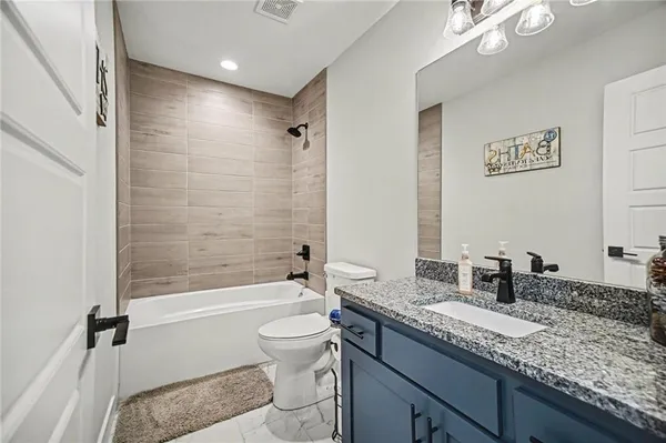 $365,000 | 23507 East 11th Terrace South, Independence, MO 64056