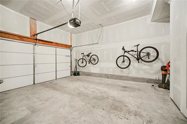 $365,000 | 23507 East 11th Terrace South, Independence, MO 64056