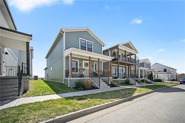 $365,000 | 23507 East 11th Terrace South, Independence, MO 64056