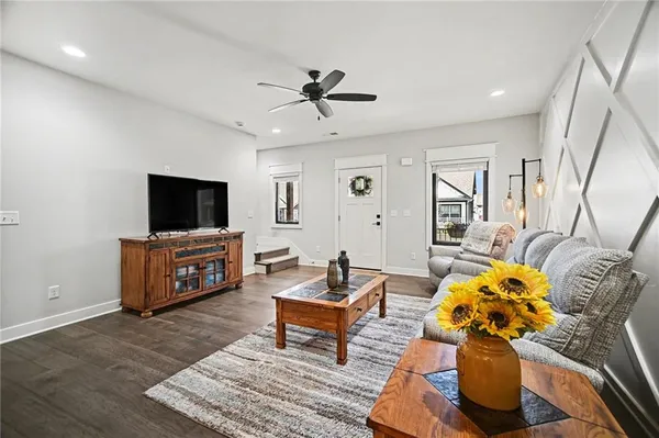 $365,000 | 23507 East 11th Terrace South, Independence, MO 64056