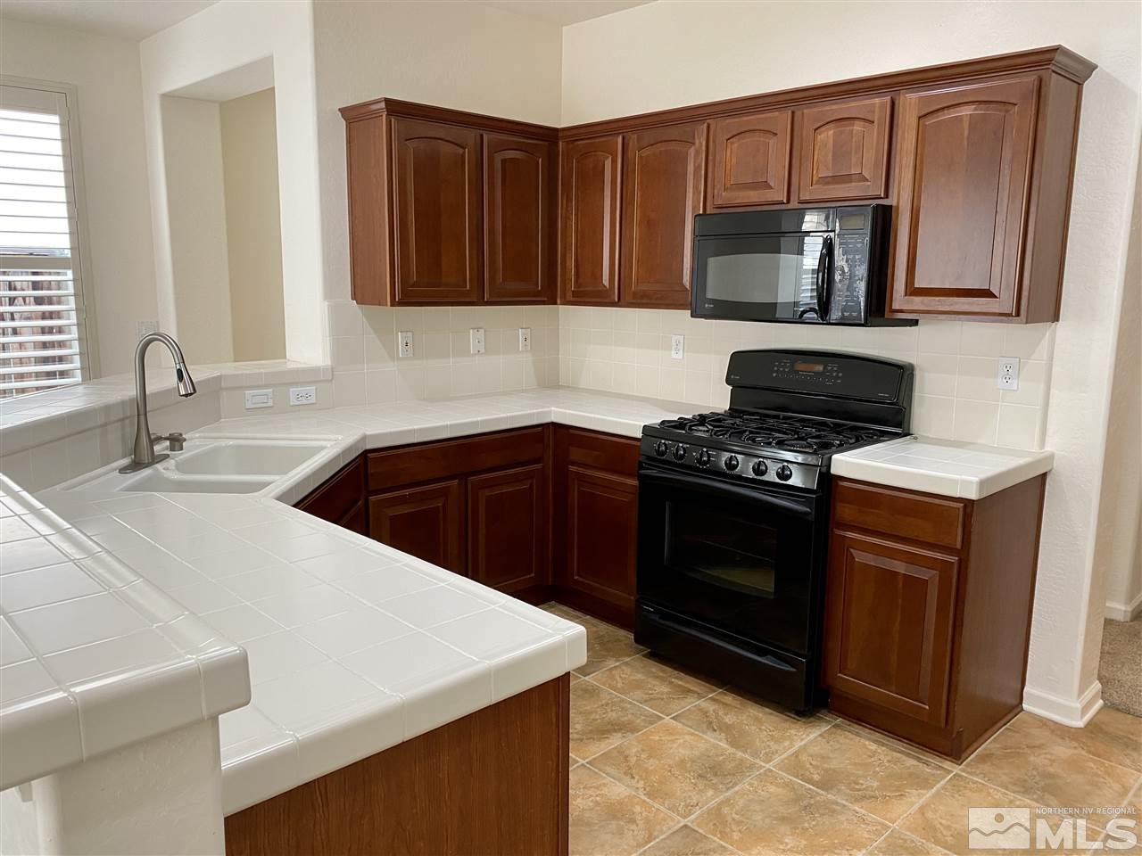 1270 Cliff Park Way Reno, NV 89523 - Photo 7 of 17 Photo 7